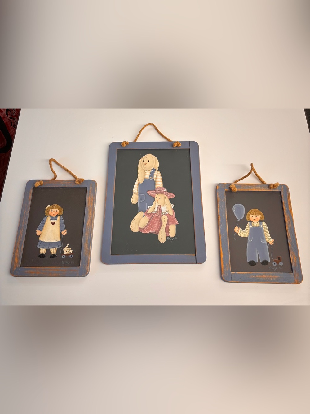 Vintage 1983 Kelly Hand Painted Folk Art Wall Plaques Set of 3 Country Primitive